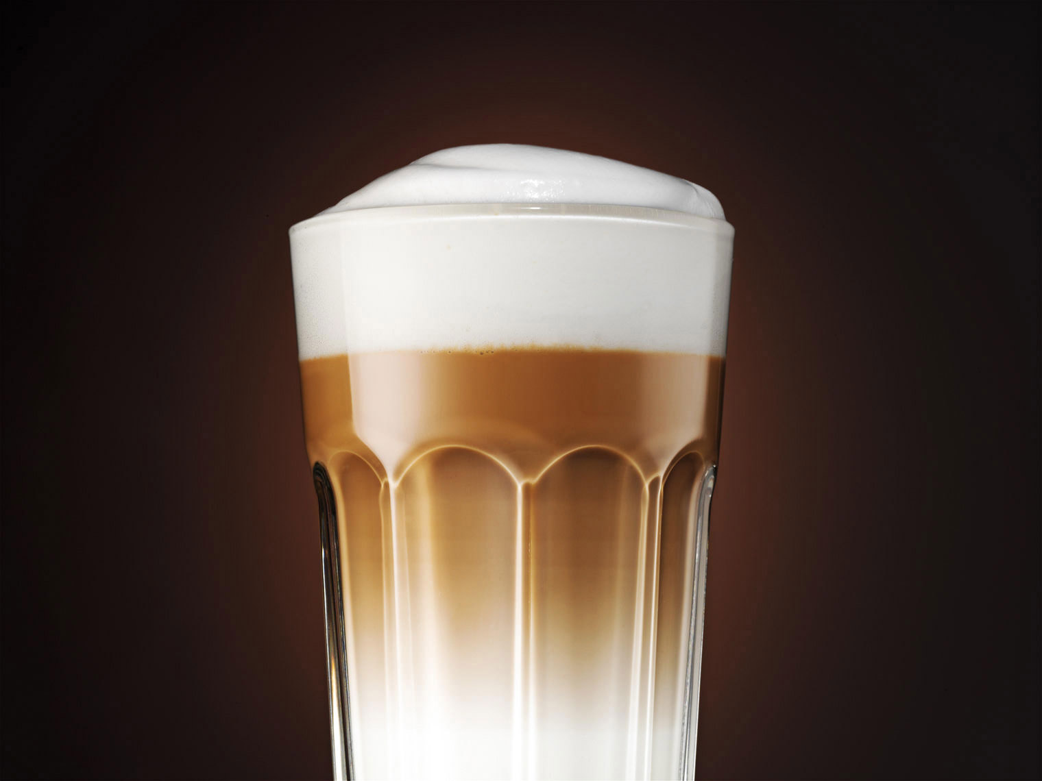 Kaffee-Milchkaffee_im_Glas